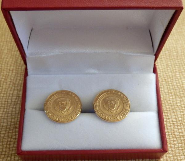 NEW ITEM Ronald Reagan Very Rare 14K Solid Gold Seal of the POTUS Cufflinks